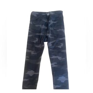 Athleta Girl Camo Leggings Pants | Size 6 XS Black Gray